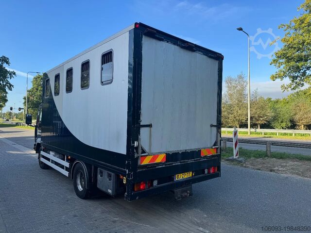 Transporte de caballos Volvo Horsetruck  APK 8-2026