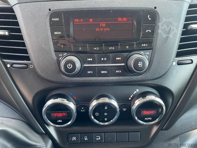 Transporter mit Koffer IVECO Daily 35S16 *Koffer*LBW*Klima*