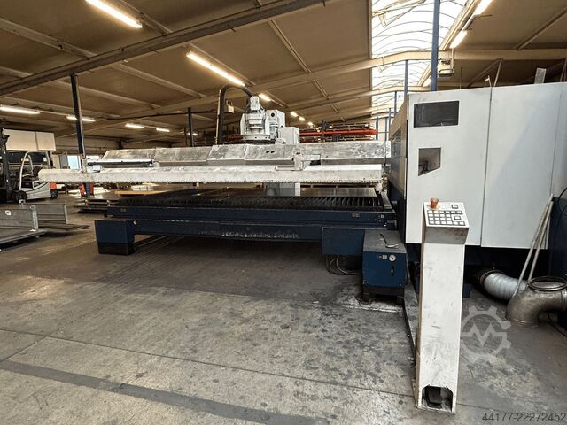 Lazerinio pjovimo sistema Trumpf TruLaser 3040 mit LiftMaster