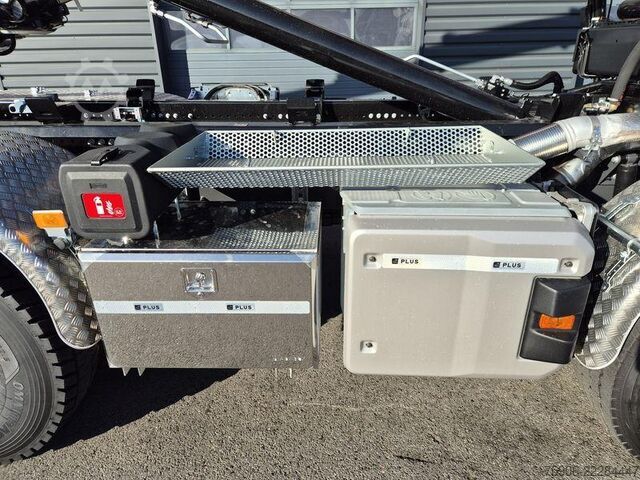 Vörubíll með tippgrind Renault K520 AMPLIROLL + GRUE / VOITH