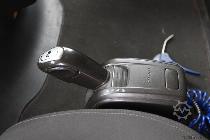 Staðlaður dráttarbíll Volvo FH 500 Globe   I-Park Cool   VEB+   2 Liegen