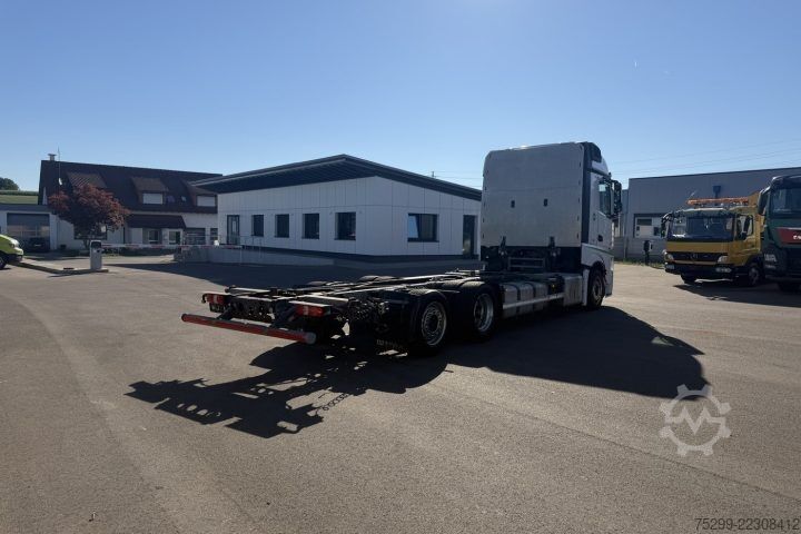 Vöruvagn fyrir sérhæfðan tilgang Mercedes-Benz Actros 2545 6x2 BDF / Swiss-Vehicle