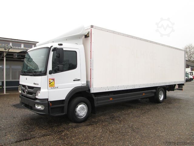 Box truck MERCEDES-BENZ Atego 1324*Maxi-Koffer 8.42m*Euro5*LBW*Klima*