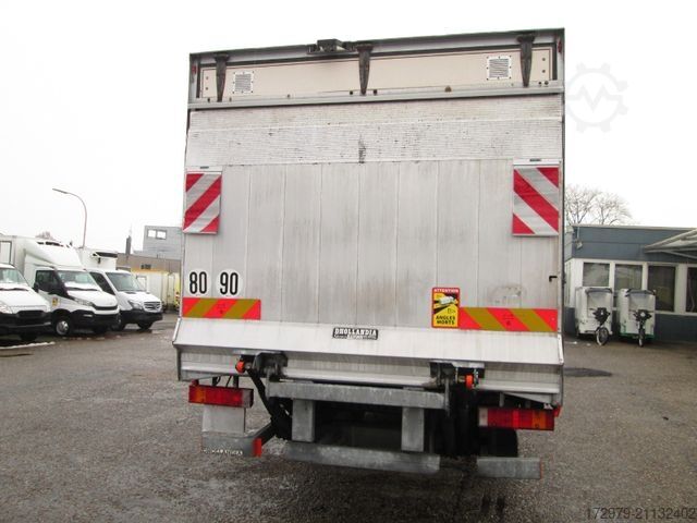 Box truck MERCEDES-BENZ Atego 1324*Maxi-Koffer 8.42m*Euro5*LBW*Klima*