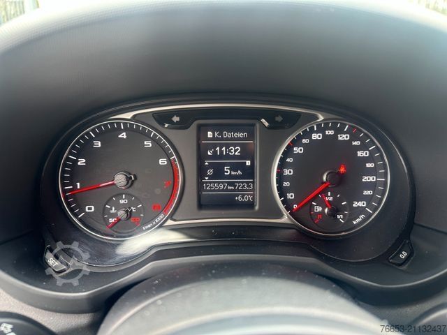 Dodávka AUDI A1 1.2 TFSI 63kw*Teilleder*Klimaaut.*Xenon*Navi