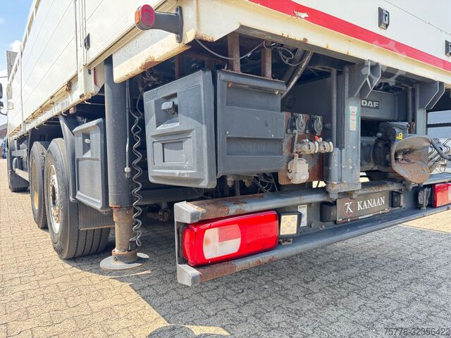 Autožeriav DAF CF 460  6x2  Baustoff Palfinger PK18001L