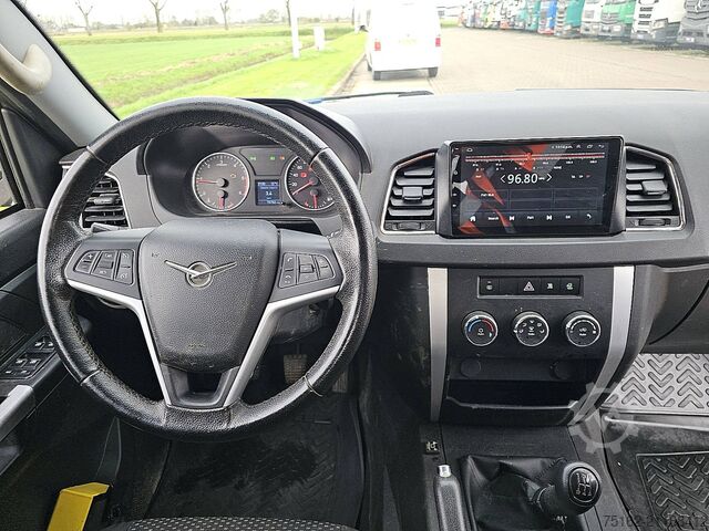 Pickup  Patriot Pick up 4x4 Petrol Airco!