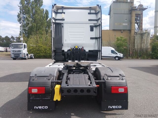 стандартен влекач Iveco S-Way AS 440 S 50 T/FP Standklima Navi