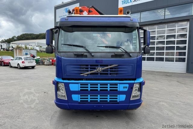 Gru montata su autocarro VOLVO FM-460 8x2 Palfinger PK44002 Flyjib & Seilwinde