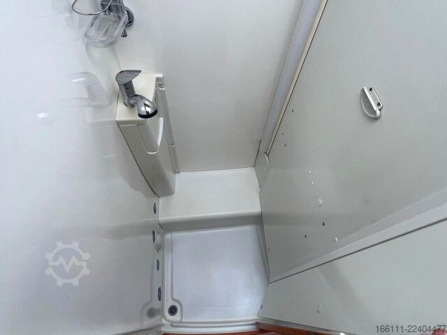 Halvintegreret autocamper HYMER/ERIBA Van 572 - Einzelbetten - Garage - Klima -