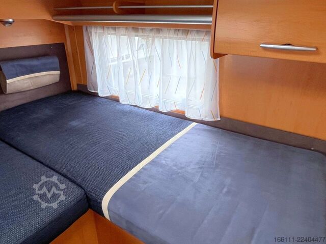 Halvintegreret autocamper HYMER/ERIBA Van 572 - Einzelbetten - Garage - Klima -