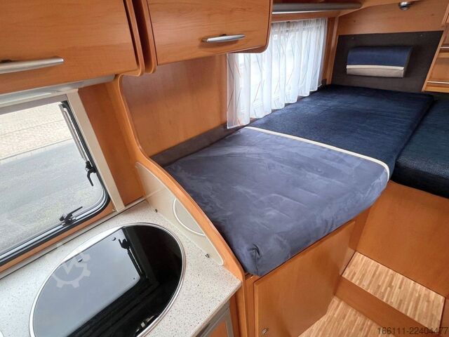 Halvintegreret autocamper HYMER/ERIBA Van 572 - Einzelbetten - Garage - Klima -