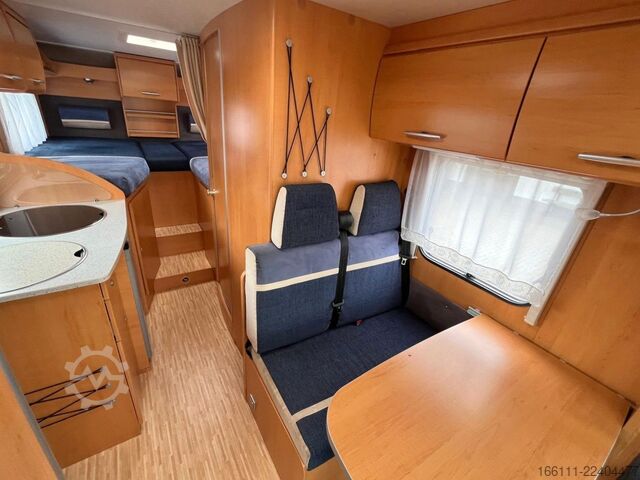Halvintegreret autocamper HYMER/ERIBA Van 572 - Einzelbetten - Garage - Klima -