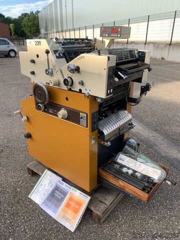  Ryobi- Japan 985CF/3302MCS