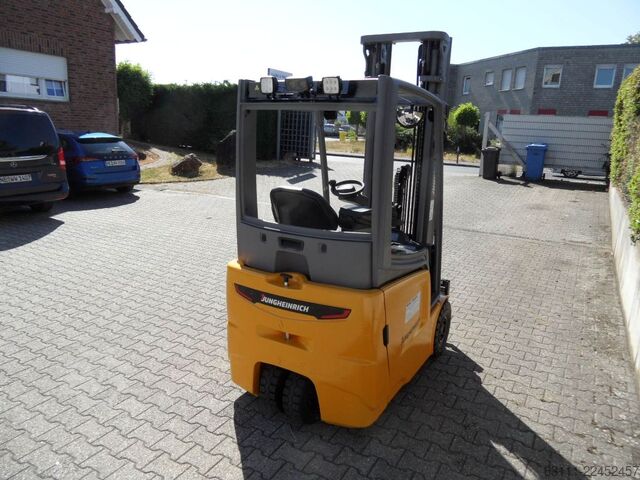 Empilhador eléctrico de 3 rodas Jungheinrich EFG 215 - Triplex - Baujahr 2022