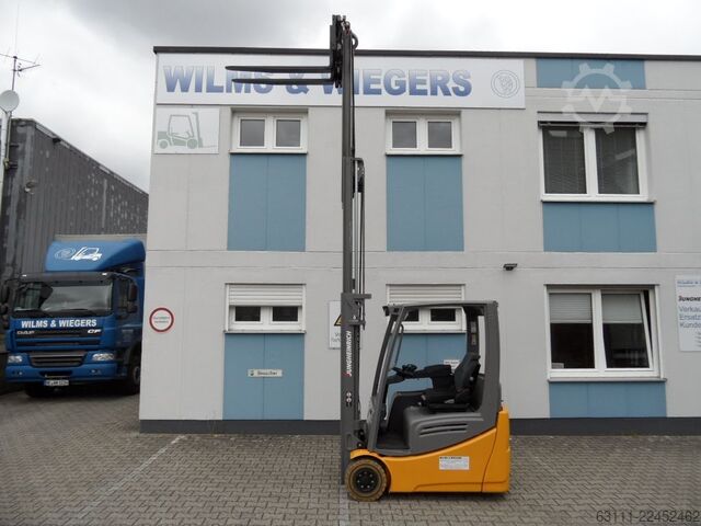 Empilhador eléctrico de 3 rodas Jungheinrich EFG 216k - neue Batterie - Triplex