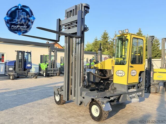 Dört yollu forklift Combilift C5000 XL GAS TRIPLEX 6920 FORK POSITIONE