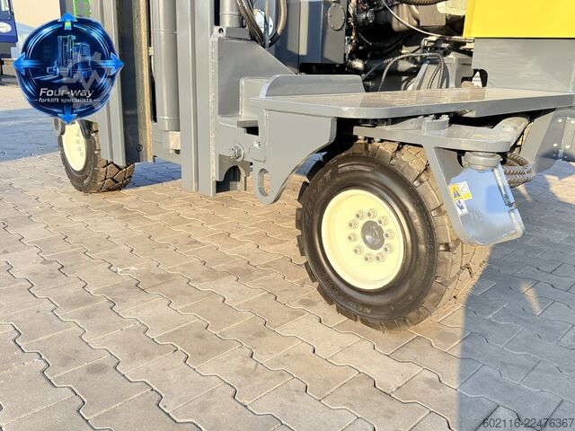 Dört yollu forklift Combilift C5000 XL GAS TRIPLEX 6920 FORK POSITIONE
