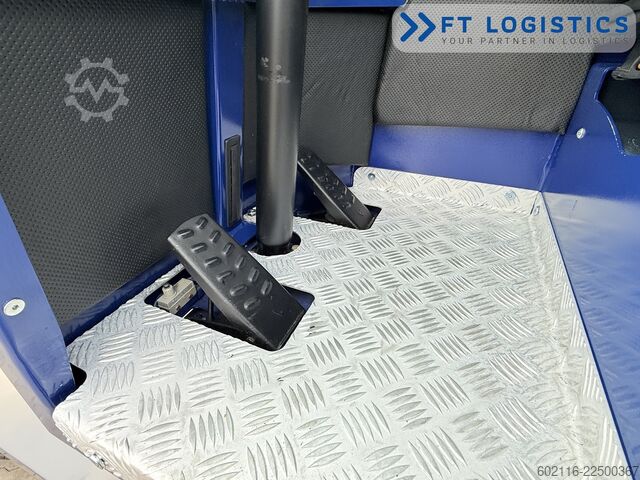  Combilift C4000 GAS TRIPLEX 5550 POSITIONER CABIN