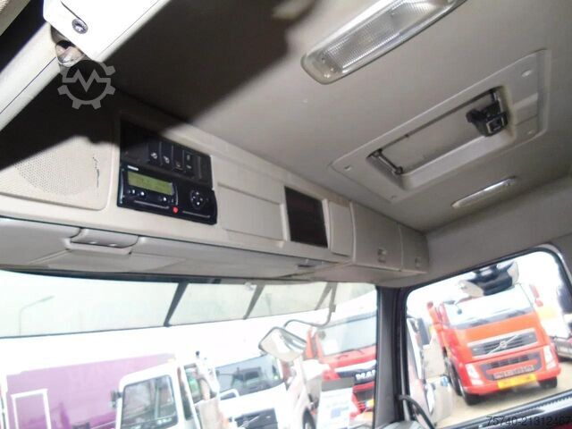 Camião-grua Volvo FMX 500 + 4x4 + HMF 4020 5x + JIB 4x 30 METER +...