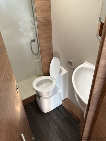 Autocaravana semi-integrada 2024 Ford Transit Weinsberg Carasuite | Automatico | 5 posti letto