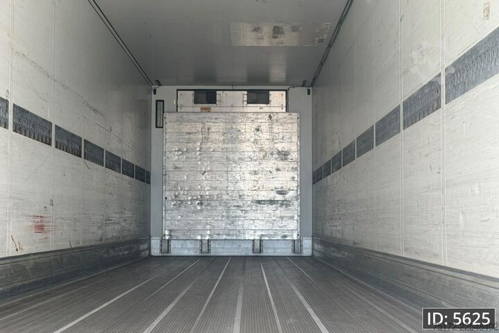 Transporte refrigerado/congelado Schmitz Cargobull SKO 24 / Disk brakes / Carrier Vector 1550 / Pa...