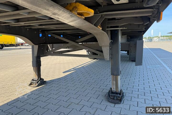 Koffert Schmitz Cargobull SCB/S3B / Disk brakes / Double stock