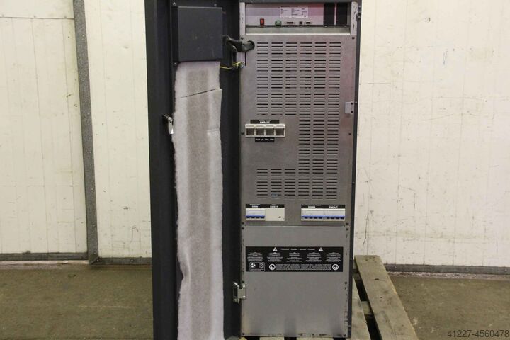 Virtalähde 40 kVA AdPoS USV Maxi-J F H 40 kVA