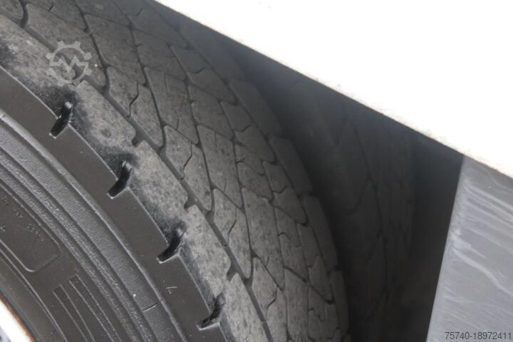 Koffer Scania P230 + LIFT + EURO 5