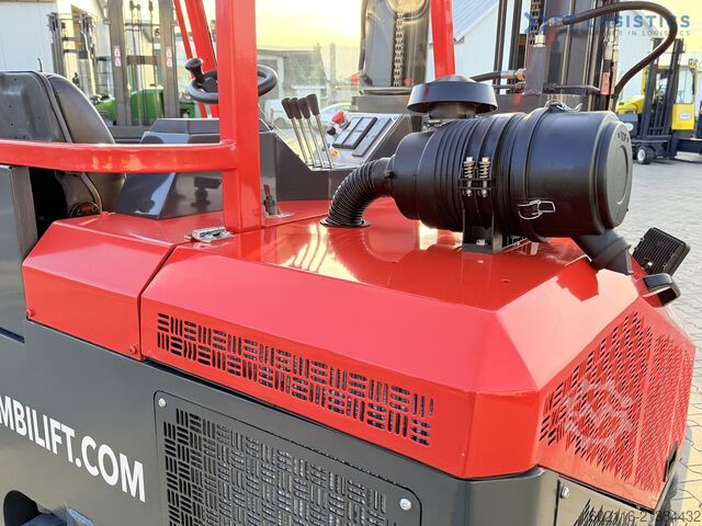 Négyirányú targoncát Combilift C3000CB GAS TRIPLEX 4900 FREE-LIFT