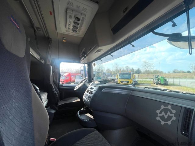 Standard dragbil DAF XF 460 mit 2-Kreis-Hydraulik / Euro 6