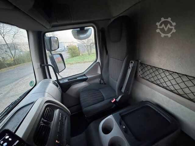 Camion frigorifique DAF LF 16.260 Tiefkühlkoffer mit Ladebordwand