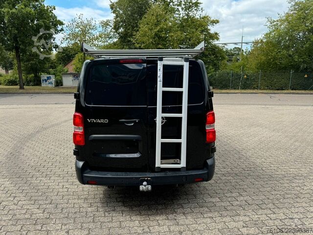 Fourgon tôlé OPEL Vivaro Kasten Edition L  Doppelkabine *Navi*Ahk*