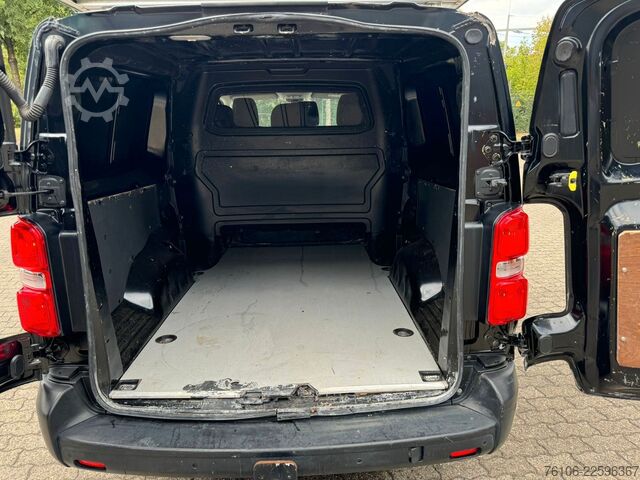 Fourgon tôlé OPEL Vivaro Kasten Edition L  Doppelkabine *Navi*Ahk*