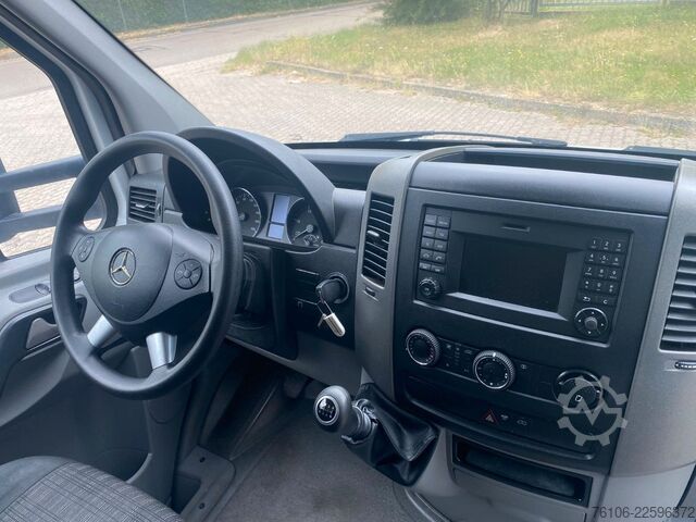 Кутиевиден ван MERCEDES-BENZ Sprinter 316 CDI Koffer *Klima*Ahk*Seiten Tür*