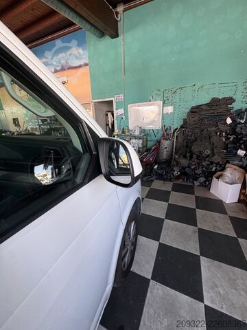 Karavan 2023 Volkswagen California Ocean | Cambio automatico | Tetto a soffietto