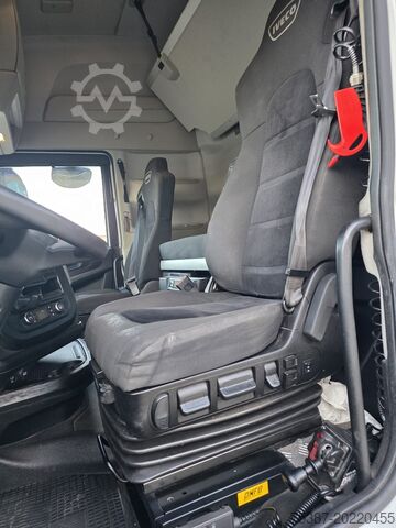 Teherautó alváz Iveco Stralis AS