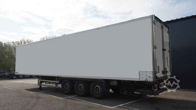 Hűtött/fagyasztott szállítás LAMBERET 3 AXLE FRIGO TRAILER WTIH THERMO KING SLX300