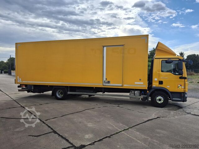 شاحنة صندوقية MAN TGL 12-190 BL - E6