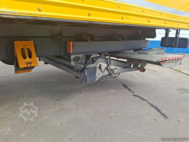 شاحنة صندوقية MAN TGL 12-190 BL - E6
