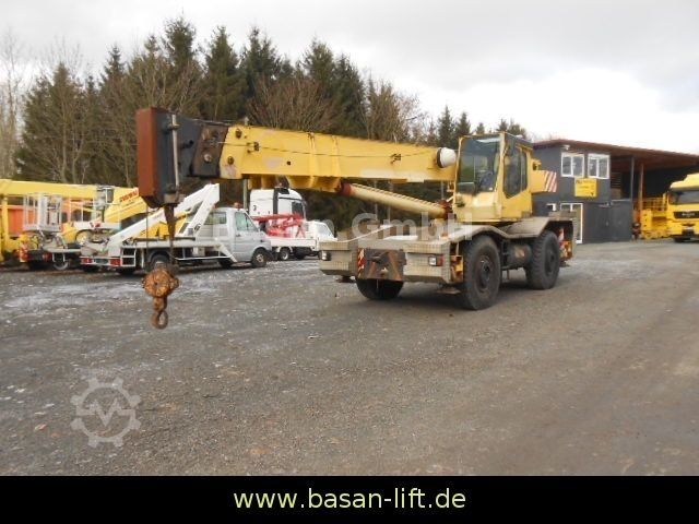 Autožeriav Coles Cranes