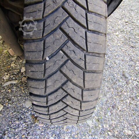 Fast kropp Iveco Daily 35 C 17