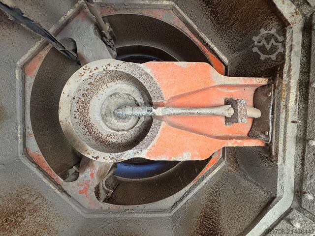 破碎设备 Metso HP 4