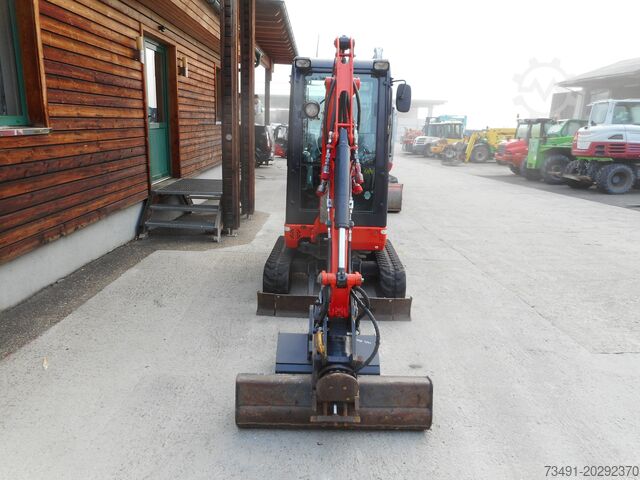 Minikoparka Kubota KX019-4 POWERTILT