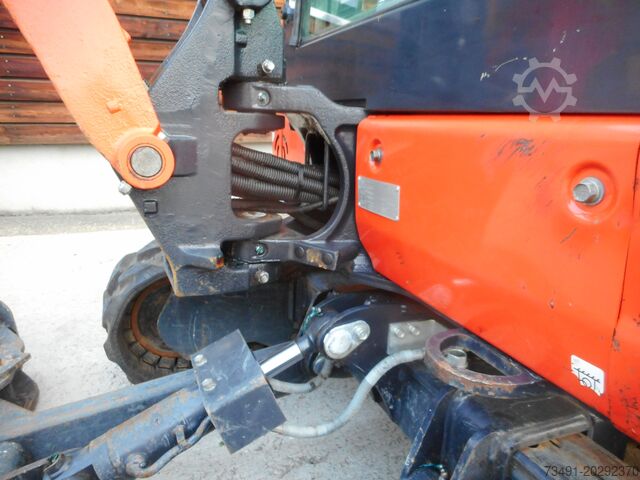 Minikoparka Kubota KX019-4 POWERTILT