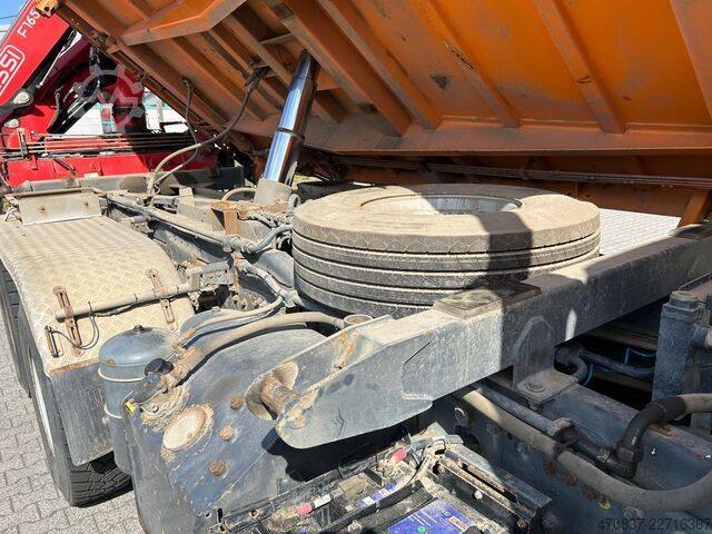 Autocamion basculant tridirecțional DAF CF 510 / Bordmatik / abnehmbarer Kran + Funk