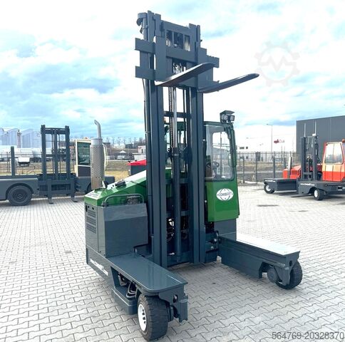 4-suuntainen haarukkatrukki Combilift C4000 /2015 /Triplex 8400 mm/Only 7299 h