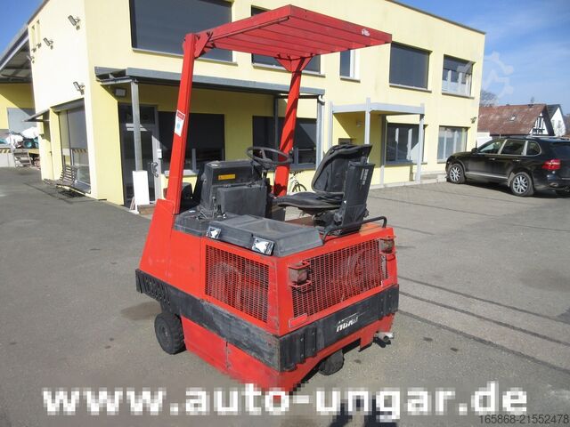 Xe quét đường Hako Jonas 1100 Ersatzteilträger Kubota Diese