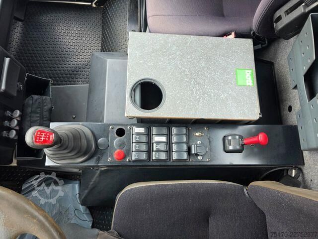 Usisno vozilo Aebi Schmidt MT 750 Reinex 3m³ AHK