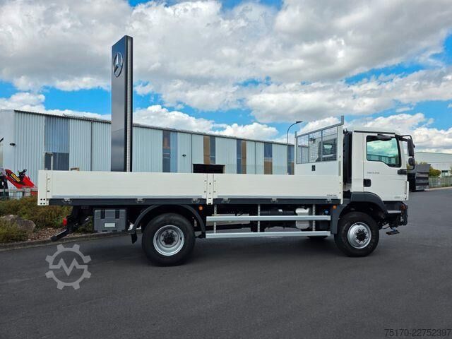 Prikolice platforme MAN TGM 13.250 4x4 BL Allrad 37.917km Klima 3 Sitze